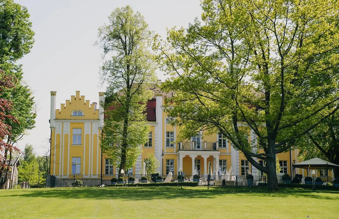 Relais & Chateaux Hotel Quadrille - Adults Only-1